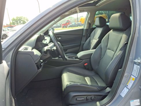 Used 2023 Honda Accord Touring image 13