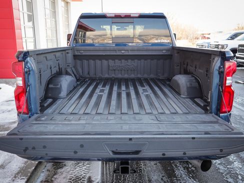 Used 2022 Chevrolet Silverado 2500 High Country image 5