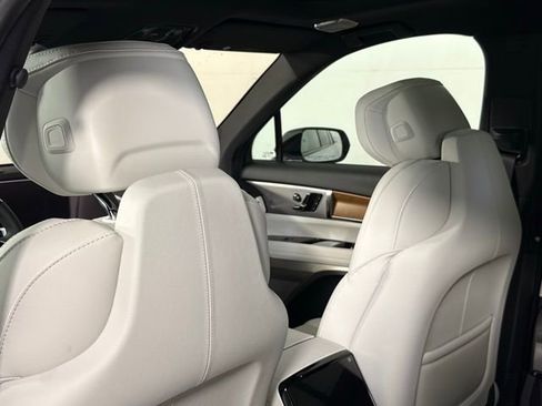 New 2026 Cadillac Vistiq Sport AWD/4WD image 24