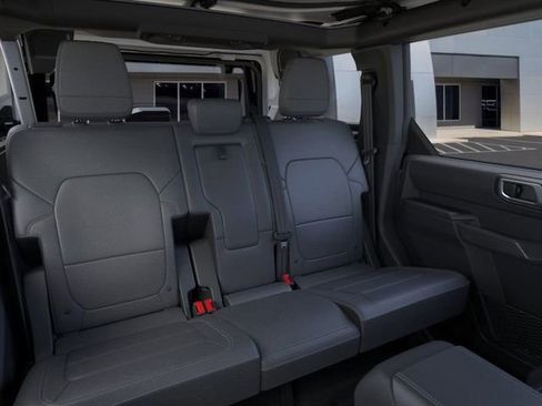 New 2026 Ford Bronco Outer Banks AWD/4WD image 11