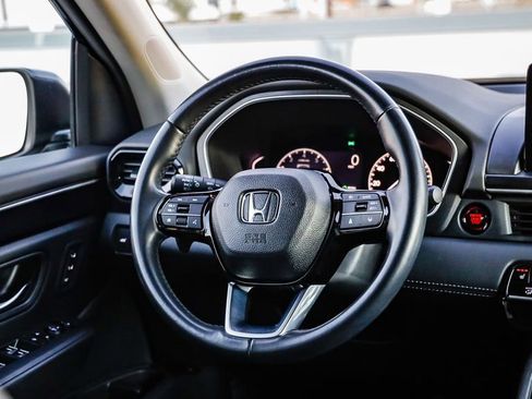 Used 2025 Honda Pilot EX-L image 16