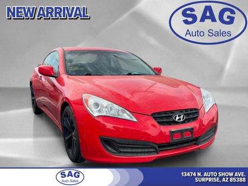 Used 2012 Hyundai Genesis 2.0T RWD image 1