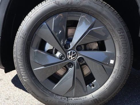 Certified 2026 Volkswagen Taos S FWD image 9