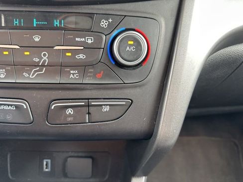 Used 2018 Ford Escape SEL w/ Ford Safe & Smart Package image 44