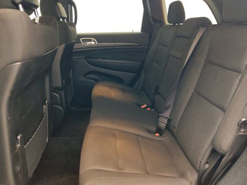 Used 2022 Jeep Grand Cherokee Laredo E RWD image 18
