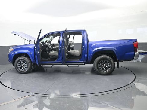 Used 2022 Toyota Tacoma SR5 RWD image 59