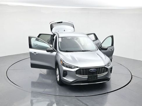 Certified 2024 Ford Escape Active image 47