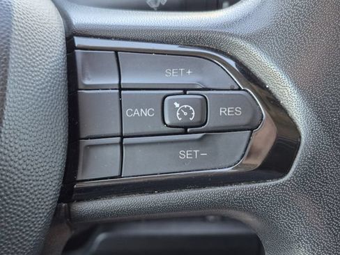 Used 2023 RAM ProMaster 2500 FWD image 13