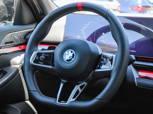 New 2025 BMW i5 M60 w/ Premium Package AWD/4WD image 15