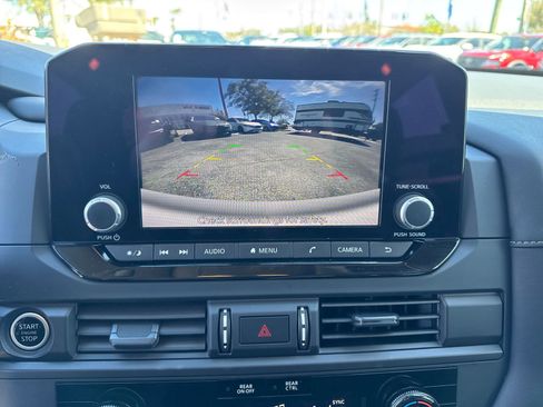 Certified 2024 Nissan Pathfinder S image 18