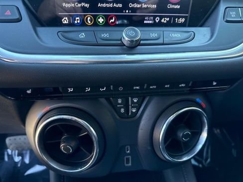 Used 2022 Chevrolet Blazer LT image 15