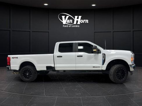 Used 2023 Ford F250 XL w/ Snow Plow/Camper Package image 2