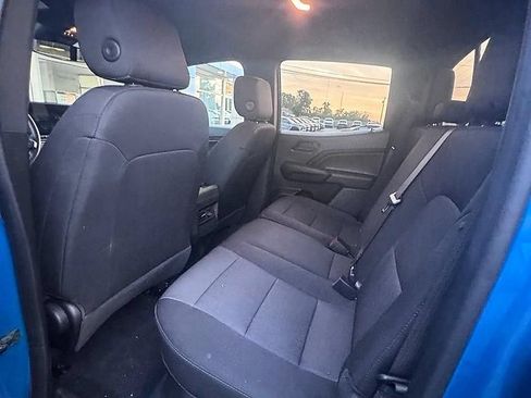 Used 2023 Chevrolet Colorado W/T AWD/4WD image 10