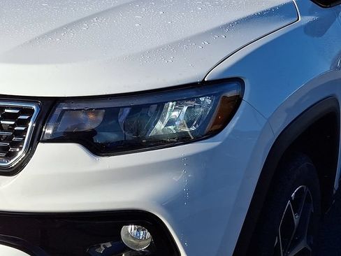 New 2026 Jeep Compass Limited AWD/4WD image 7
