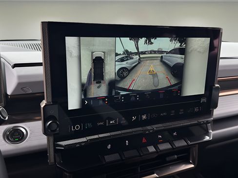 Used 2025 GMC Hummer EV 3X AWD/4WD image 8