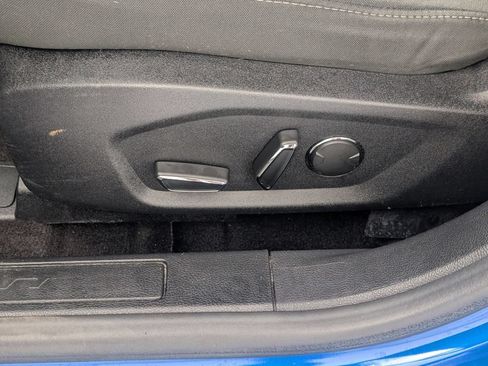 Used 2019 Ford Fusion SE FWD image 13
