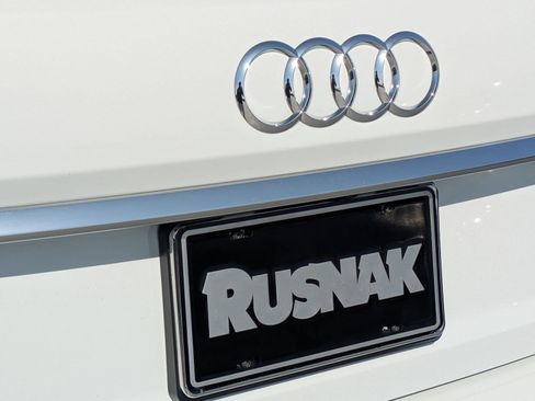 Used 2023 Audi Q7 3.0T Premium w/ Convenience Package AWD/4WD image 19