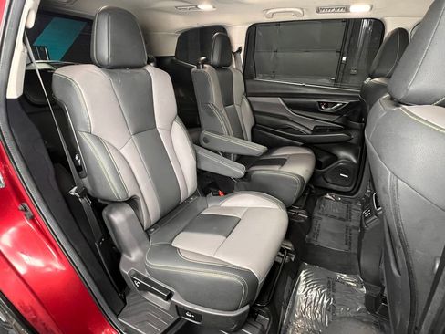 Used 2024 Subaru Ascent Onyx Edition Limited image 30