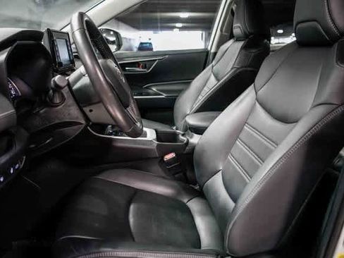 Certified 2022 Toyota RAV4 XLE Premium image 17