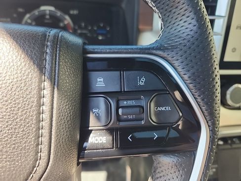 Used 2022 Toyota Tundra Capstone AWD/4WD image 20