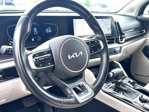Used 2023 Kia Sportage EX FWD image 15
