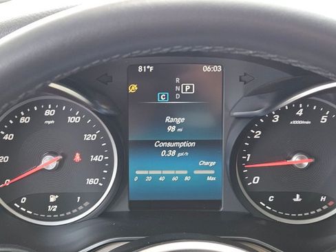 Used 2022 Mercedes-Benz GLC 300 image 12
