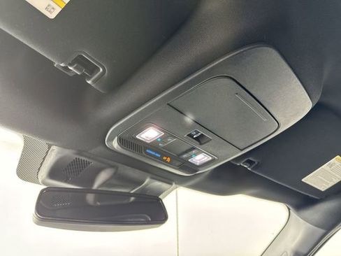 Used 2022 Ford F150 XLT w/ Equipment Group 302A High image 10