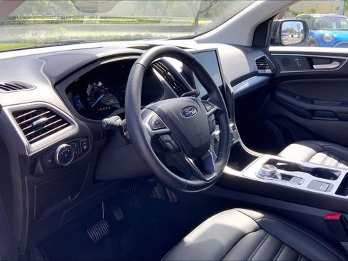 Used 2022 Ford Edge SEL w/ Convenience Package image 13