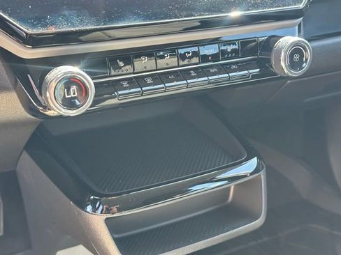 New 2027 Chevrolet Bolt LT image 10