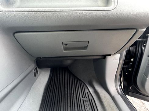 Used 2006 Ford Freestyle SEL image 32