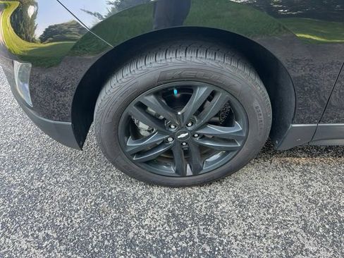 Used 2020 Chevrolet Equinox LT w/ Midnight Edition AWD/4WD image 9