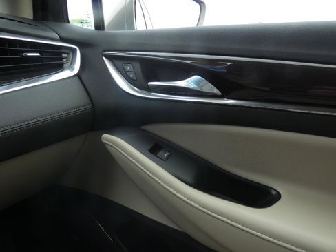 Certified 2019 Buick Enclave Premium AWD/4WD image 24