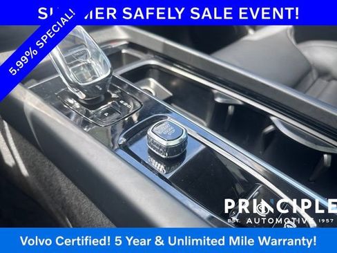 Certified 2023 Volvo XC60 B5 Ultimate w/ Climate Package FWD image 27