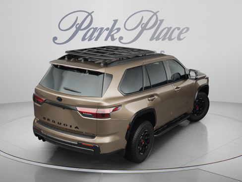 Used 2025 Toyota Sequoia TRD Pro AWD/4WD image 4