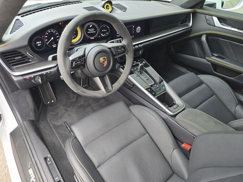 Certified 2023 Porsche 911 Turbo image 4