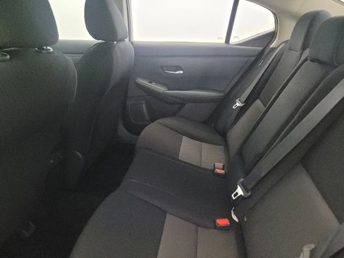 Used 2021 Nissan Sentra SV FWD image 18