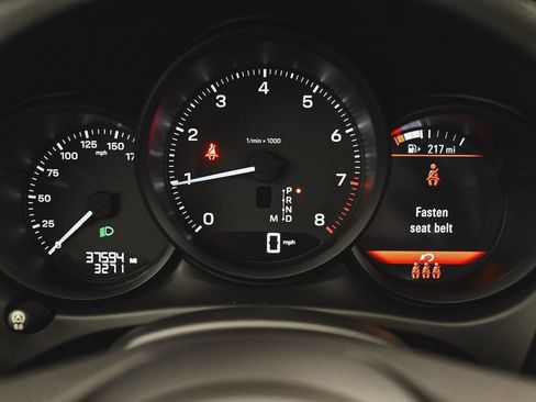 Used 2023 Porsche Macan AWD/4WD image 14