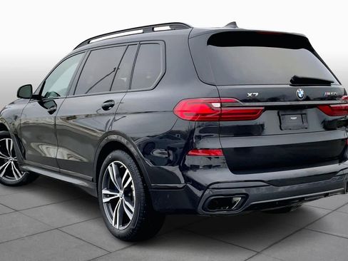 Used 2022 BMW X7 M50i image 11