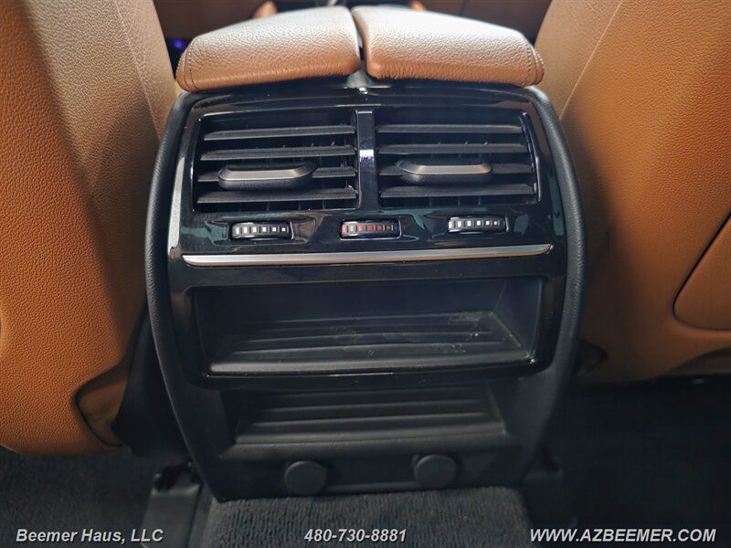 Used 2019 BMW 540i w/ M Sport Package RWD image 27
