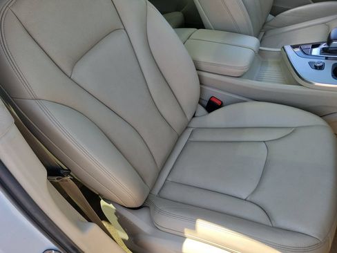 Used 2019 Audi Q7 2.0T Premium w/ Convenience Package AWD/4WD image 21