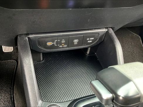 Used 2025 Kia K4 FWD image 24