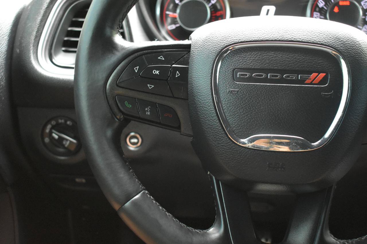Used 2015 Dodge Challenger R/T w/ Quick Order Package 22B R/T RWD image 24