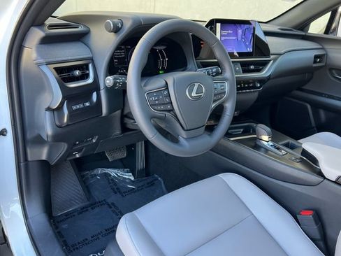 New 2026 Lexus UX 300h FWD image 19