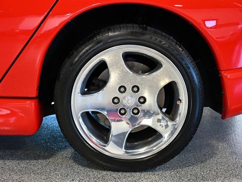 Used 2001 Dodge Viper RT/10 RWD image 16