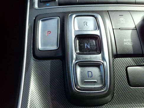 Certified 2023 Hyundai Santa Fe SEL image 18