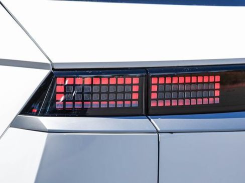 New 2026 Hyundai Ioniq 5 SEL RWD image 10
