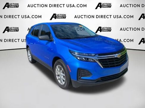 Used 2024 Chevrolet Equinox LS FWD image 3