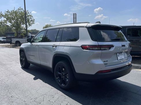 New 2025 Jeep Grand Cherokee L Limited w/ Luxury Tech Group II AWD/4WD image 47