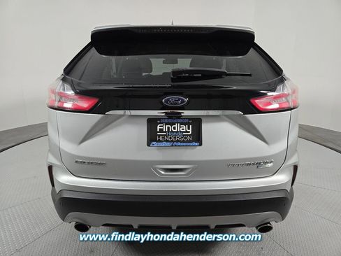 Used 2019 Ford Edge Titanium image 5