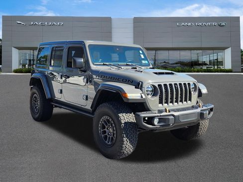 Used 2022 Jeep Wrangler Unlimited Rubicon w/ Xtreme Recon 35" Tire Package AWD/4WD image 2